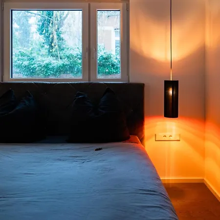 Apartment 2 Br Loft - Whirlpool - Terrasse - Zentral - Wifi - Business - Kaffee - Netflix